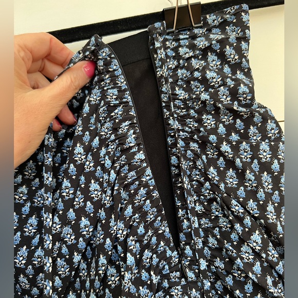 Veronica Beard ruched skirt - Picture 4 of 7